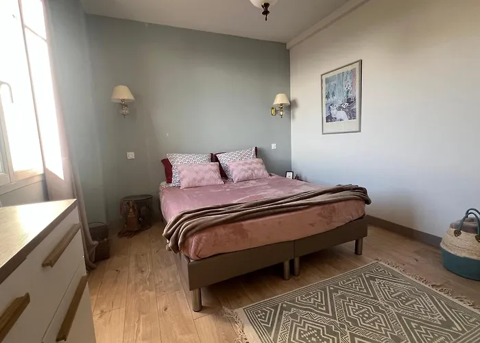 Golden Luxury And Panoramic View